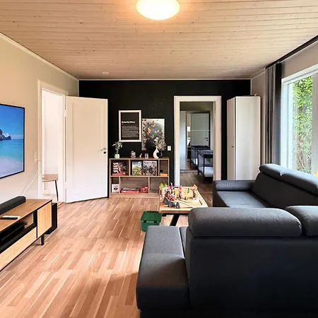 Charming Family-friendly Near Lalandia, Puttgarden Villa *